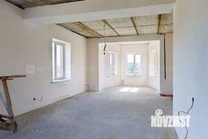 Дом 215м², 2-этажный, участок 13 сот.  