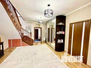 Дом 227м&sup2;, 2-этажный, участок 7 сот.  