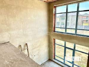 Дом 198м², 2-этажный, участок 6 сот.  