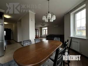 Дом 211м², 2-этажный, участок 10 сот.  