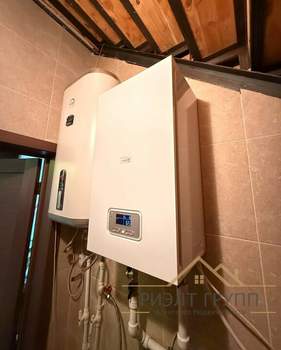 Дом 114м&sup2;, 2-этажный, участок 9 сот.  