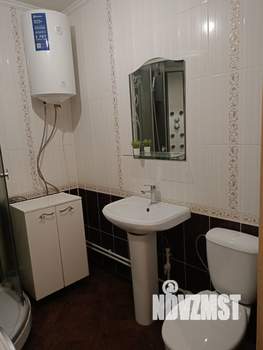 Дом 68м&sup2;, 2-этажный, участок 3 сот.  