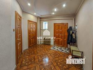 Дом 274м², 2-этажный, участок 6 сот.  