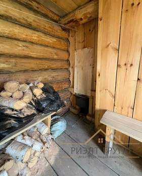 Дом 40м&sup2;, 2-этажный, участок 4 сот.  