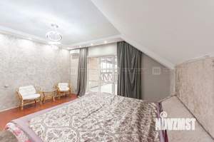 Дом 151м², 2-этажный, участок 12 сот.  