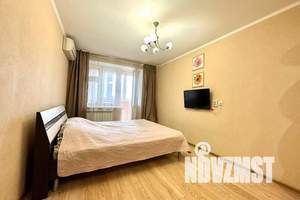 1-к квартира, посуточно, 40м2, 4/10 этаж