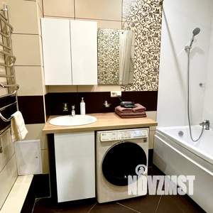 Студия квартира, посуточно, 45м2, 10/22 этаж