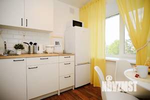 2-к квартира, посуточно, 50м2, 3/5 этаж