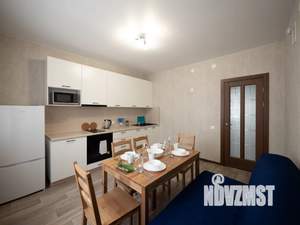 1-к квартира, посуточно, 42м2, 4/9 этаж