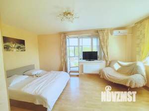 1-к квартира, посуточно, 40м2, 3/5 этаж
