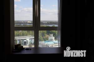 Студия квартира, посуточно, 40м2, 13/23 этаж