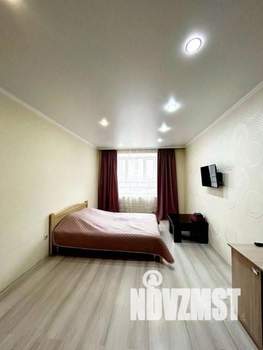 1-к квартира, посуточно, 42м2, 1/1 этаж