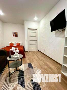 1-к квартира, посуточно, 37м2, 1/1 этаж