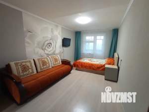 1-к квартира, посуточно, 40м2, 1/9 этаж