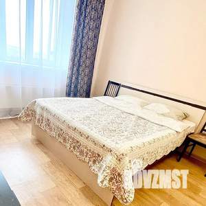 1-к квартира, посуточно, 52м2, 10/18 этаж