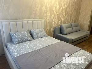 1-к квартира, посуточно, 40м2, 20/23 этаж