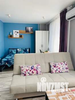 Студия квартира, посуточно, 28м2, 5/7 этаж