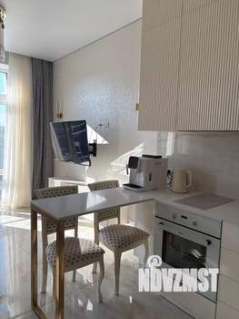 Студия квартира, посуточно, 45м2, 4/4 этаж