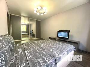 1-к квартира, посуточно, 35м2, 4/5 этаж