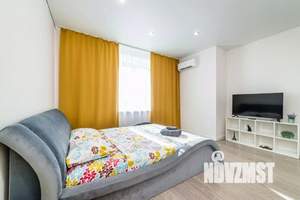 1-к квартира, посуточно, 60м2, 1/1 этаж