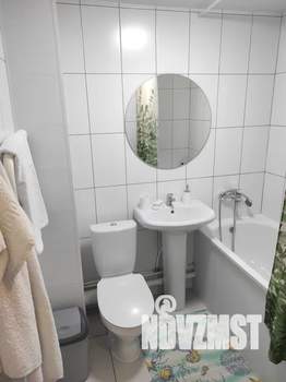 1-к квартира, посуточно, 32м2, 3/10 этаж