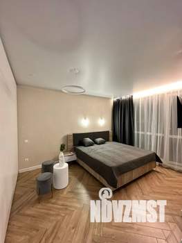 1-к квартира, посуточно, 40м2, 15/18 этаж