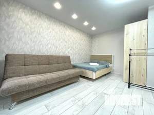 Студия квартира, посуточно, 35м2, 6/17 этаж