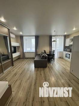 Студия квартира, посуточно, 35м2, 4/7 этаж