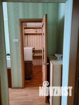 Студия квартира, посуточно, 42м2, 7/10 этаж