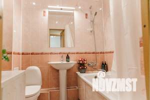 1-к квартира, посуточно, 44м2, 4/10 этаж