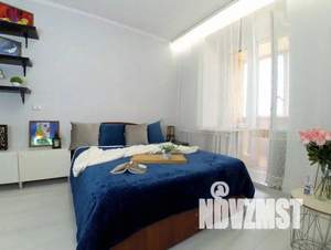 1-к квартира, посуточно, 50м2, 1/1 этаж