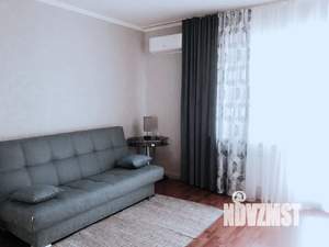 1-к квартира, посуточно, 43м2, 5/10 этаж