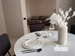 Студия квартира, посуточно, 35м2, 13/20 этаж