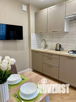 1-к квартира, посуточно, 35м2, 4/10 этаж