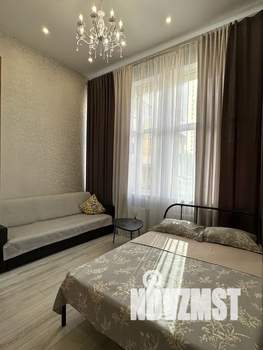 Студия квартира, посуточно, 40м2, 1/19 этаж