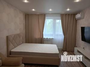 1-к квартира, посуточно, 35м2, 4/9 этаж