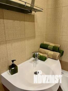 1-к квартира, посуточно, 36м2, 10/18 этаж