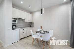 Студия квартира, посуточно, 30м2, 6/9 этаж