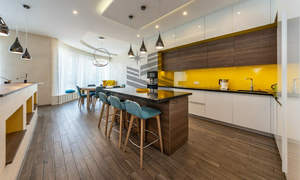 3-к квартира, на длительный срок, 130м2, 4/5 этаж