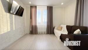 3-к квартира, посуточно, 49м2, 1/1 этаж