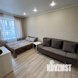 1-к квартира, посуточно, 38м2, 2/10 этаж