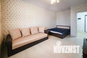 1-к квартира, посуточно, 42м2, 2/19 этаж