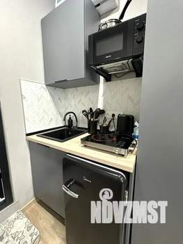 Студия квартира, посуточно, 17м2, 2/2 этаж