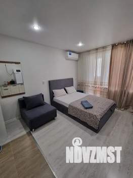 Студия квартира, посуточно, 21м2, 1/10 этаж