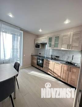 1-к квартира, посуточно, 37м2, 4/20 этаж