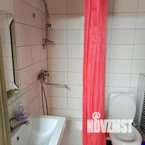 Студия квартира, посуточно, 30м2, 1/2 этаж