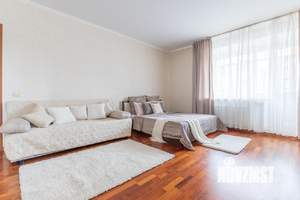 2-к квартира, посуточно, 80м2, 1/1 этаж