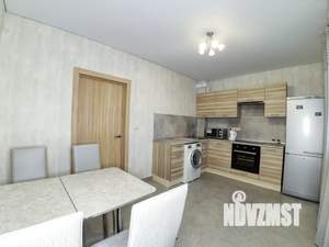 1-к квартира, посуточно, 42м2, 7/22 этаж