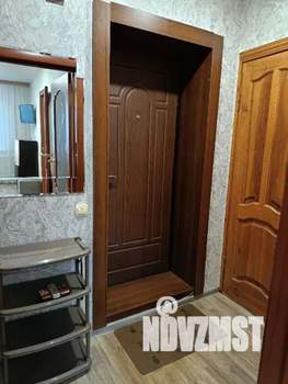 1-к квартира, посуточно, 37м2, 8/10 этаж