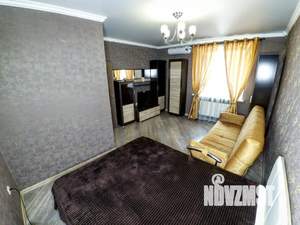 1-к квартира, посуточно, 40м2, 18/19 этаж